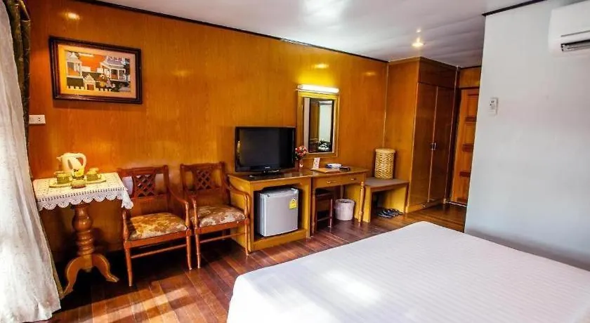 Phi Phi Banyan Villa