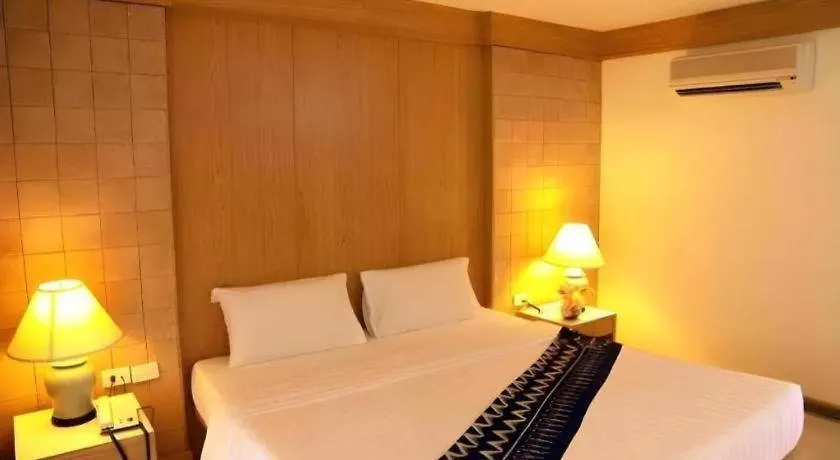 Phi Phi Banyan Villa Hotel